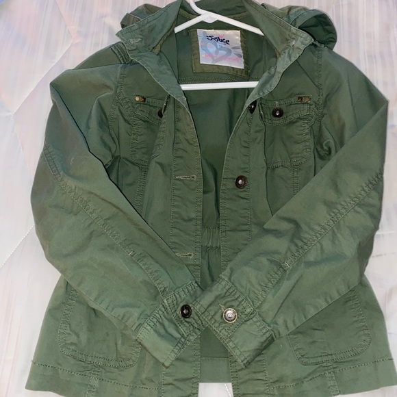 Girls Green Justice Jacket size 10 - Picture 1 of 7
